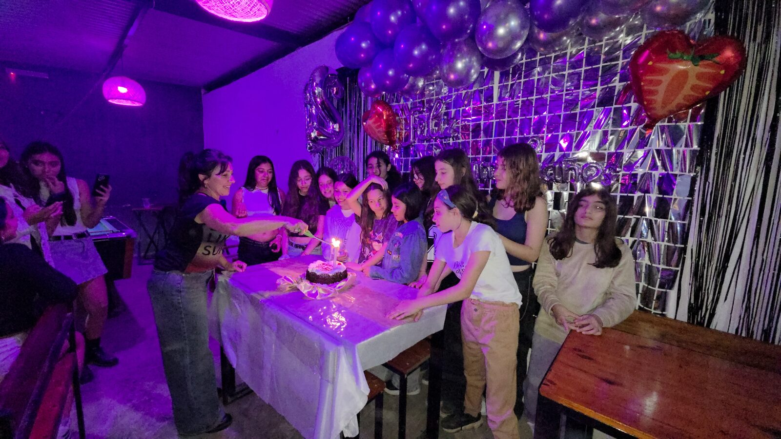 Fiesta en el salón de MoodBar